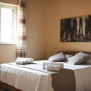 Casa Alerò , Palermo Italia